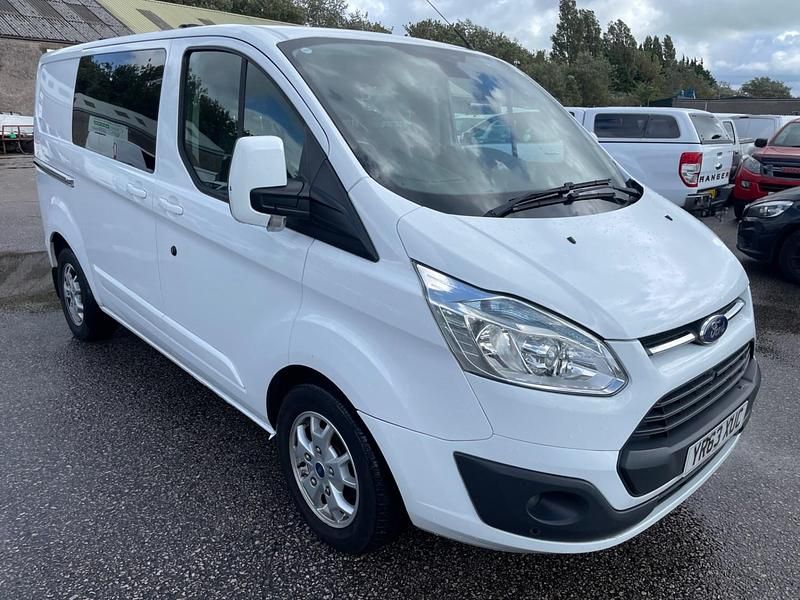 Used Ford Transit Custom Limited 155 HP (114 kW) 2013 White Van