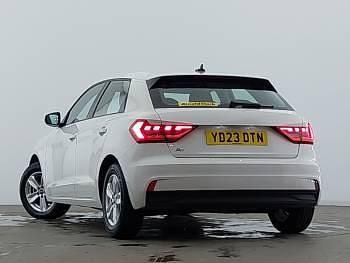 Used Audi A1 Design 95 HP (69 kW) 2023 White SUV