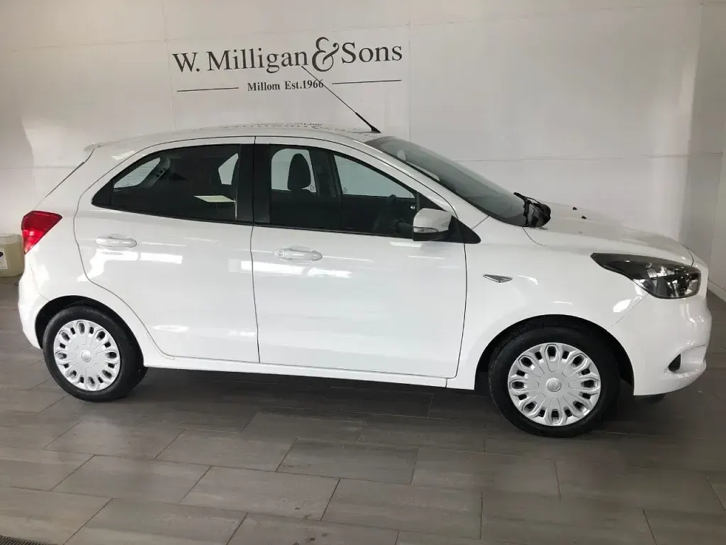 Used Ford Ka Plus Studio 2016 White Hatchback