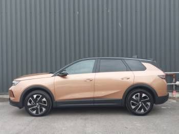 Used Vauxhall Grandland X Ultimate 136 HP (100 kW) 2025 Brown SUV