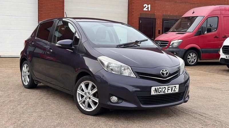 Used Toyota Yaris SR 2012 Blue Hatchback