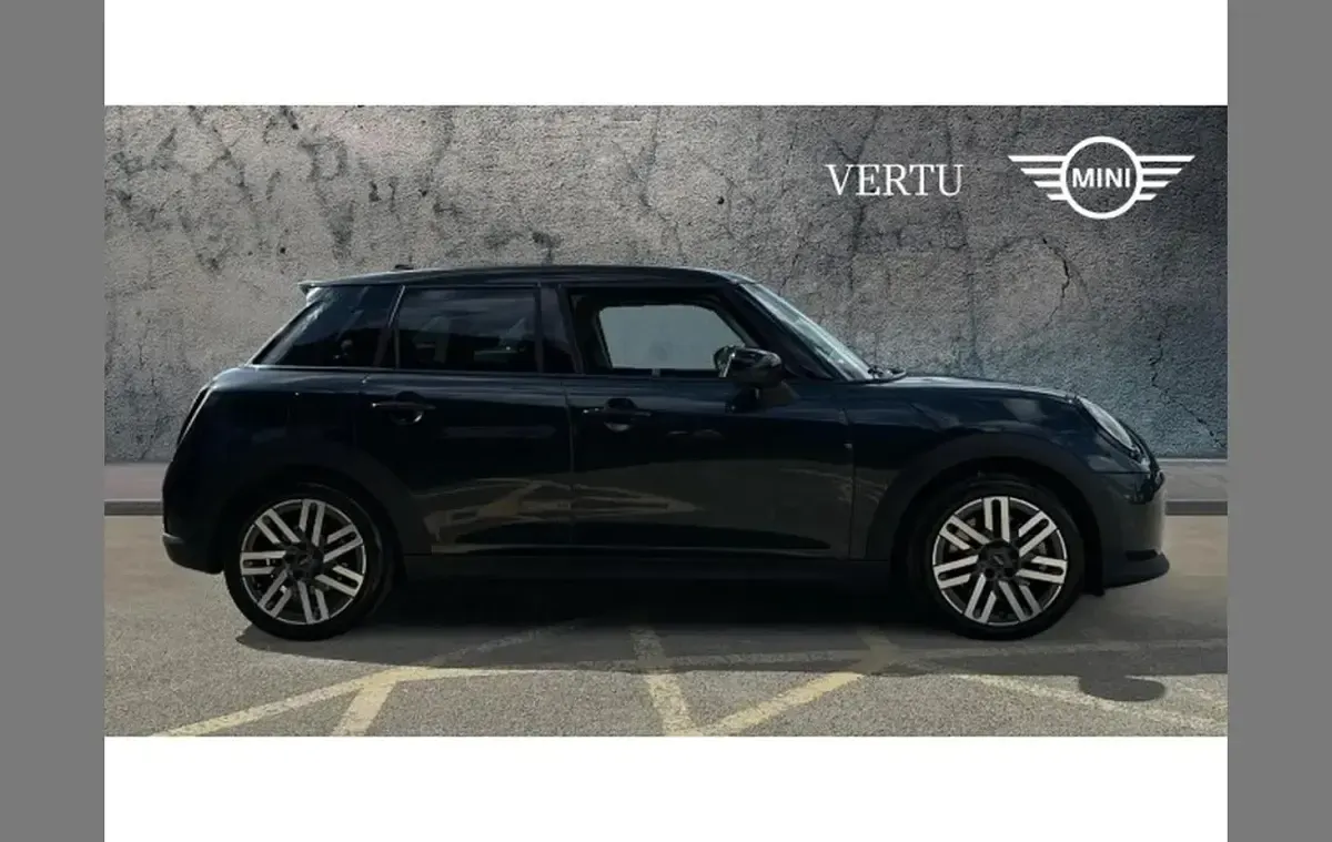 Used Mini Cooper Classic 147 kW (200 HP) 2025 Grey Hatchback