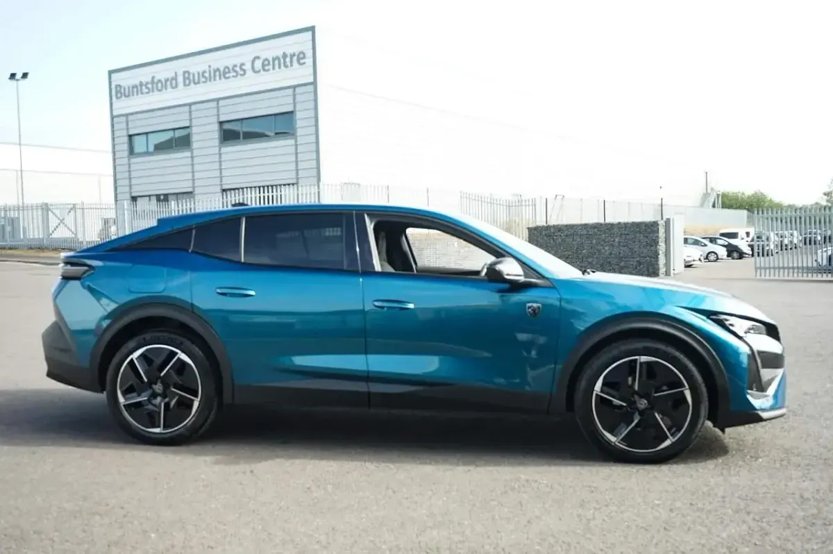 Used Peugeot 408 GT 134 HP (98 kW) 2025 Blue SUV