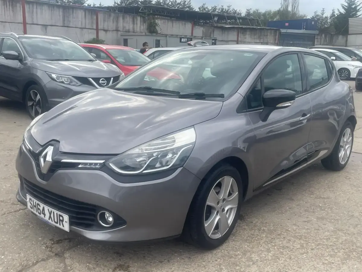 Używany Renault Clio IV Dynamique 75 KM (55 kW) 2014 Szary Hatchback