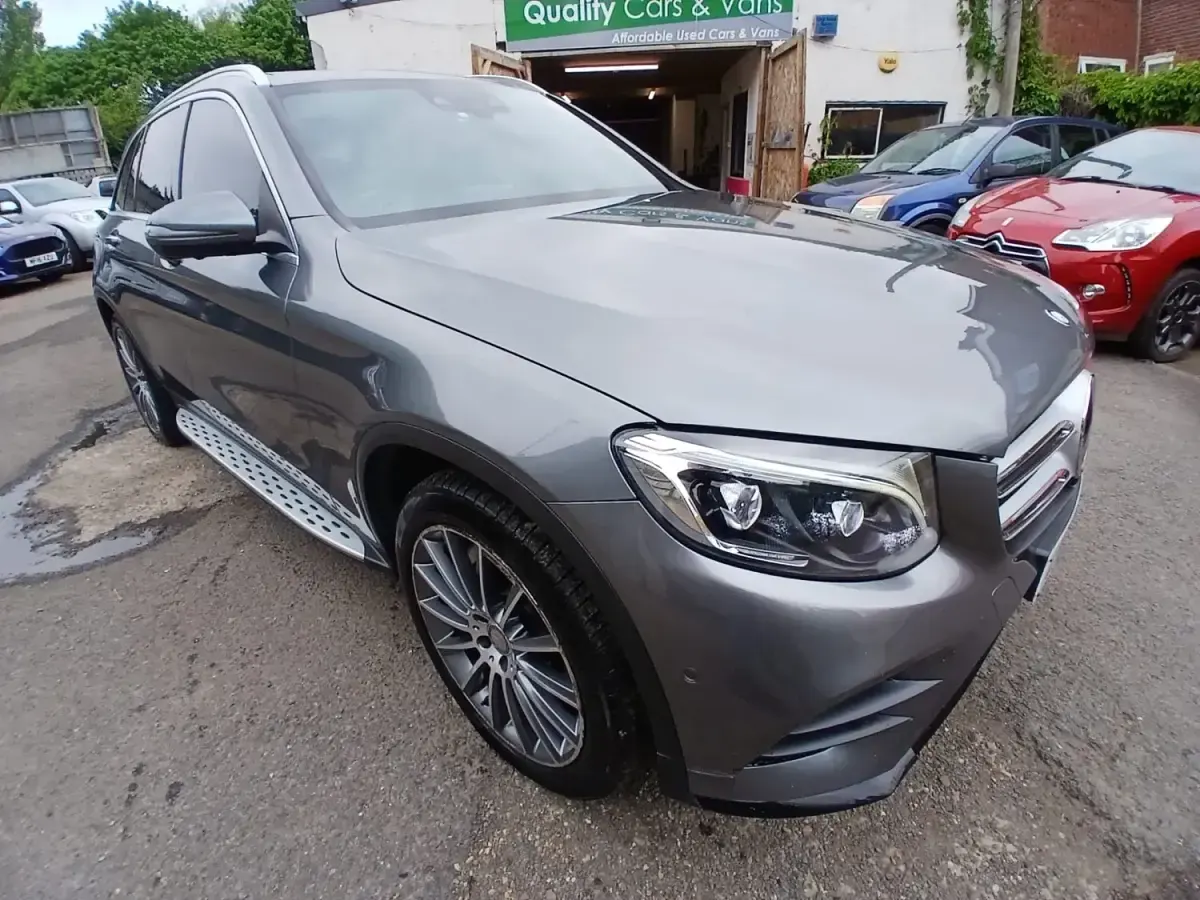 Usado Mercedes GLC250 AMG line 2016 Cinzento Carrinha