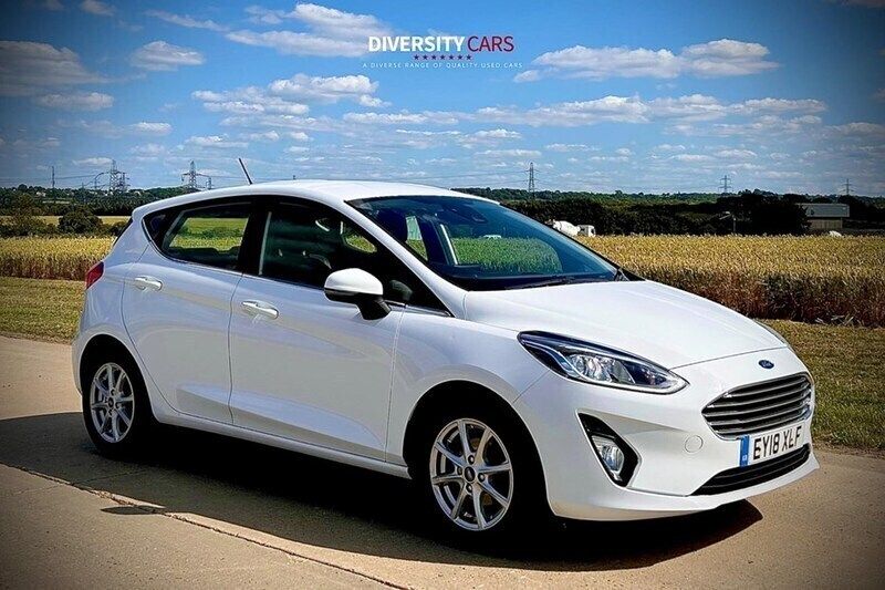White Used 2018 Ford Fiesta Zetec Hatchback | £6,450 (Fair price) - Image 1/1