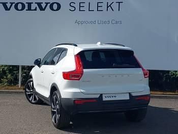 Used Volvo XC40 Ultra 197 HP (144 kW) 2024 White SUV