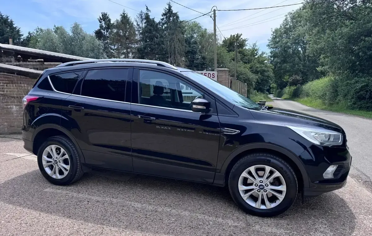 Used Ford Kuga Titanium 120 HP (88 kW) 2019 Black SUV