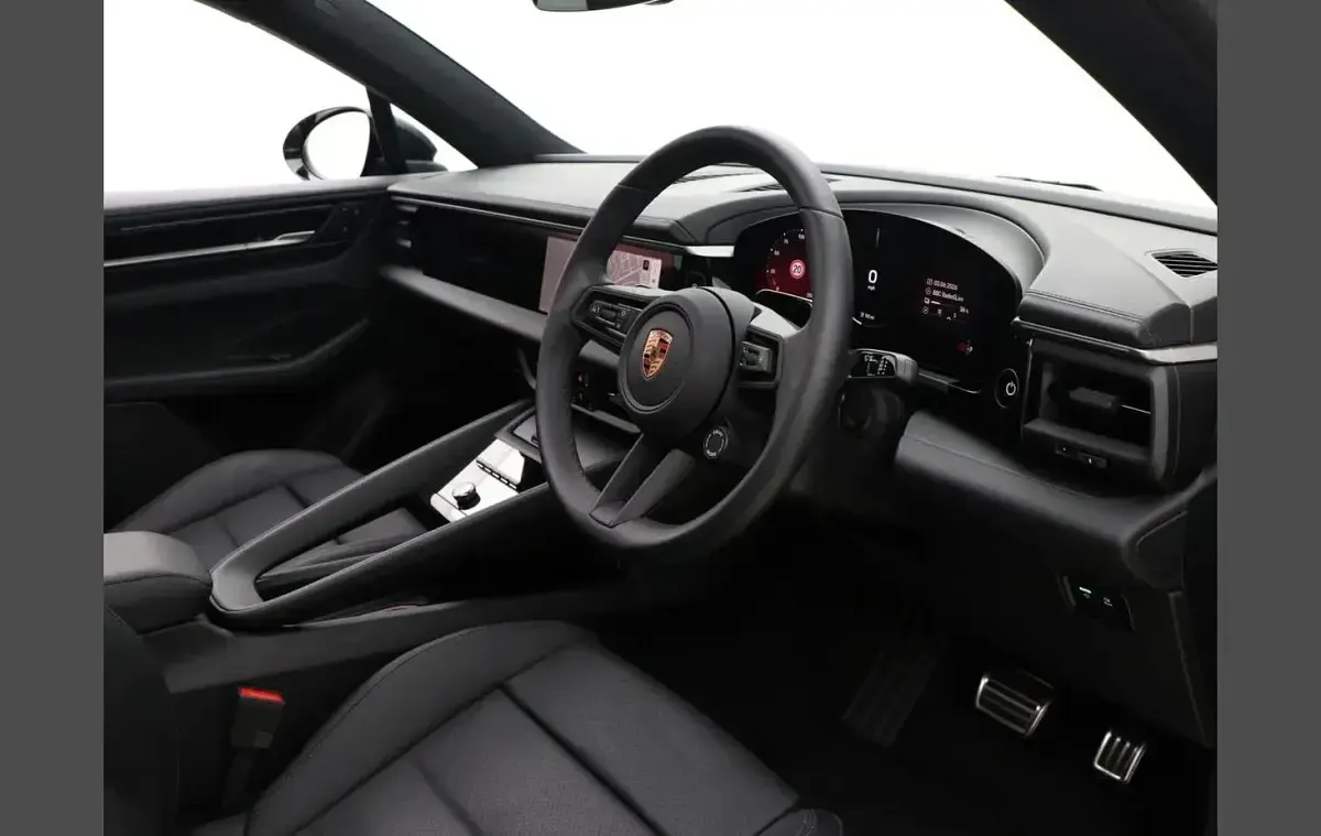 Used Porsche Macan 380 kW (517 HP) 2026 Black SUV