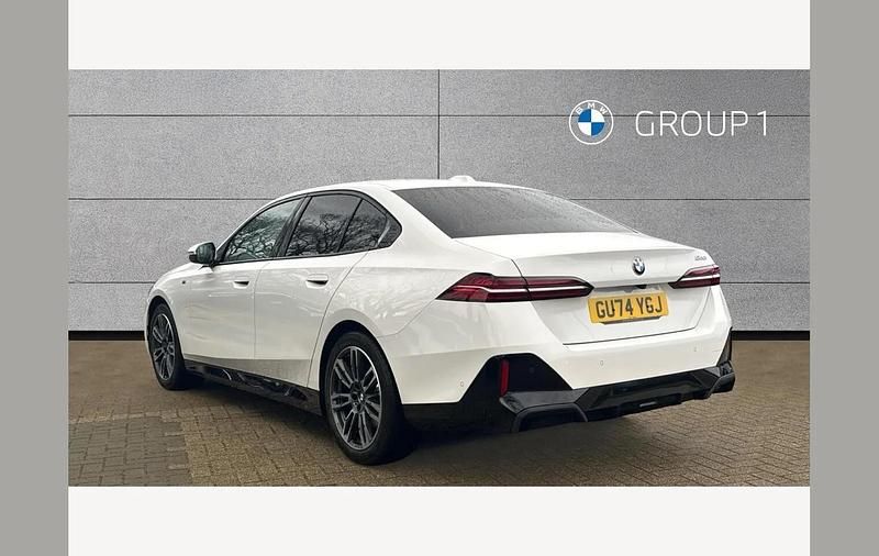 Used BMW 520 M Sport 205 HP (150 kW) 2024 White Sedan