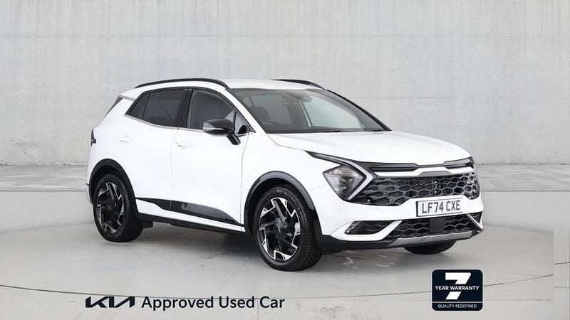 White Used 2024 Kia Sportage 4 SUV | £29,473 (Good price) - Image 1/4