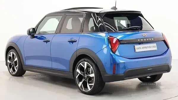 Used Mini Cooper Exclusive 2024 Blue Hatchback