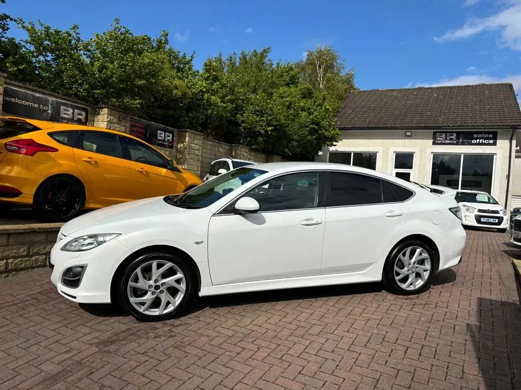 Used Mazda 2 Inclusive 2012 White Hatchback