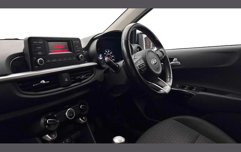 Used Kia Picanto 83 HP (61 kW) 2017 Blue Hatchback