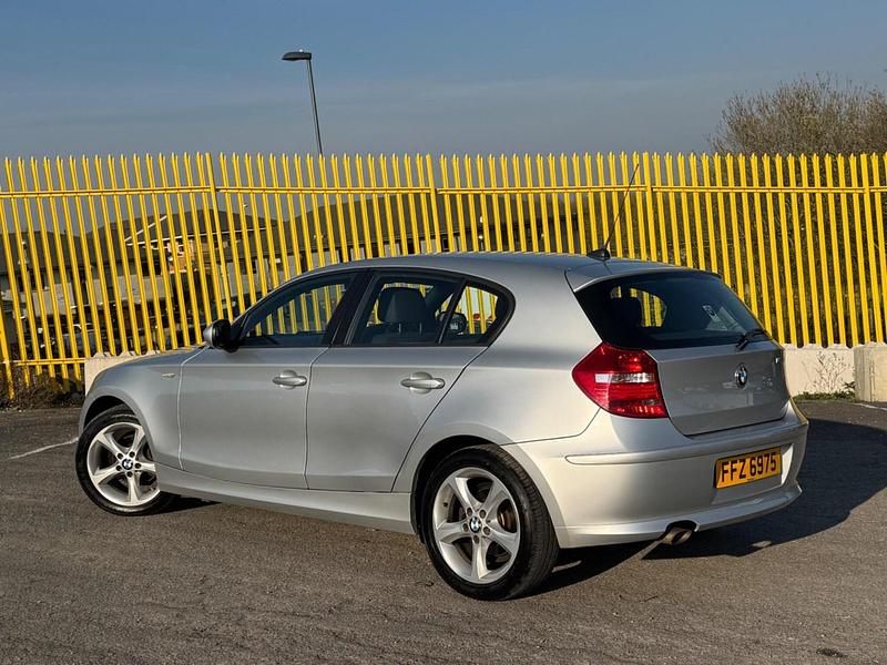 Used BMW 116 Sport Line 2011 Silver Hatchback