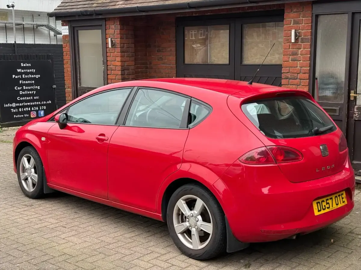 Second-hand Seat Leon Sport 102 CP (75 kW) 2007 Roșu Hatchback