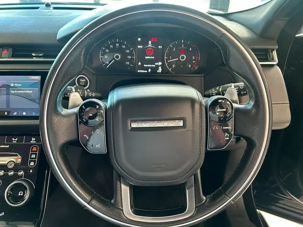 Used Land Rover Range Rover Velar R-Dynamic 300 HP (220 kW) 2018 Black SUV