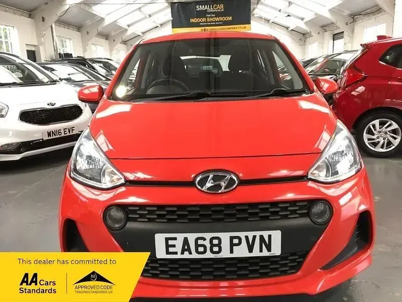 Gebraucht Hyundai i10 SE 67 PS (49 kW) 2018 Rot Kleinwagen