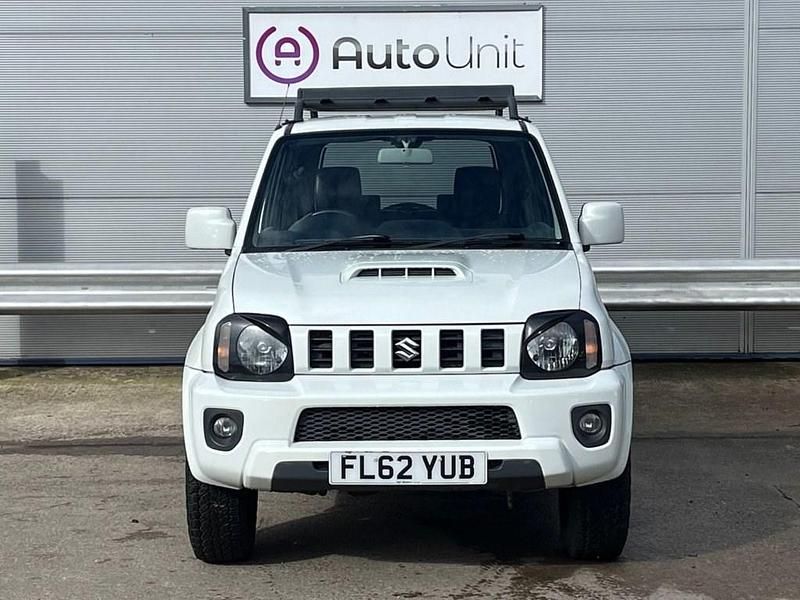 Used Suzuki Jimny 85 HP (62 kW) 2012 White SUV