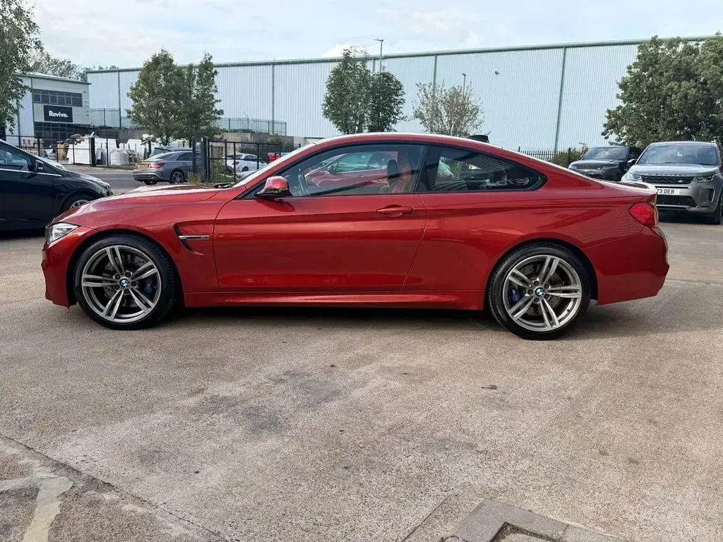 Used BMW M4 Comfort Edition 2016 Orange Coupe