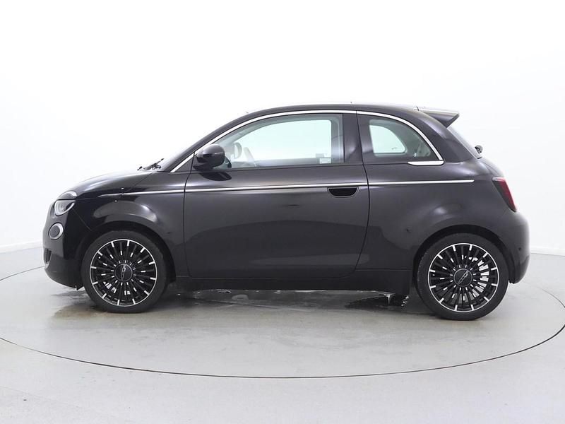 Used Fiat 500e La Prima 86 kW (118 HP) 2022 Black Hatchback