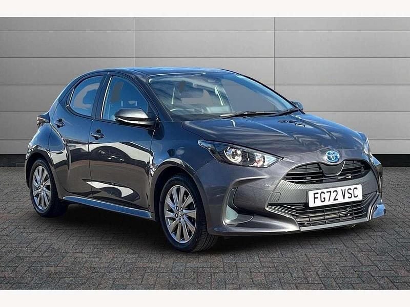 Grey Used 2022 Toyota Yaris Hybrid Hatchback | £17,399 (Fair price) - Image 1/4