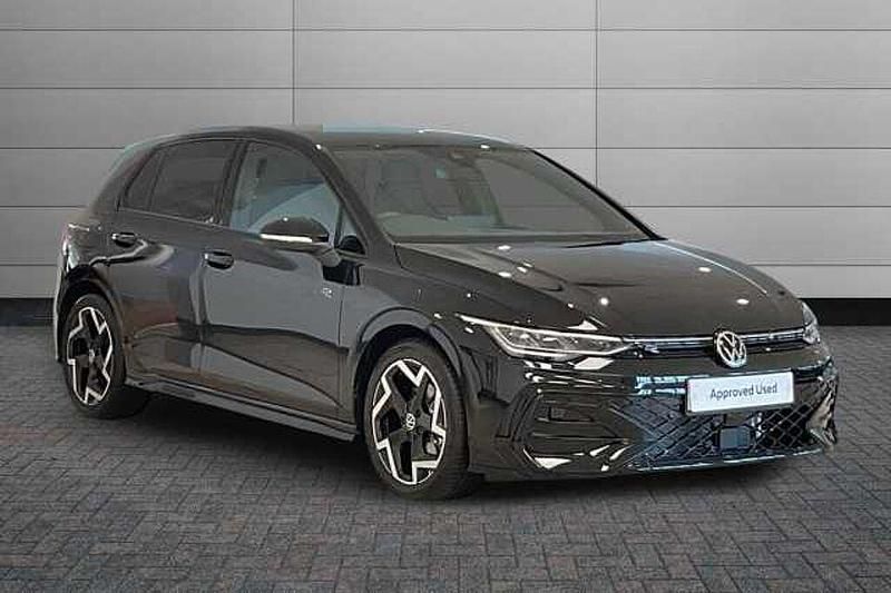 Used VW Golf VIII 148 HP (108 kW) 2025