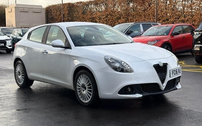 Used 2019 Alfa Romeo Giulietta Hatchback | £7,899 (Super price) - Image 1/4
