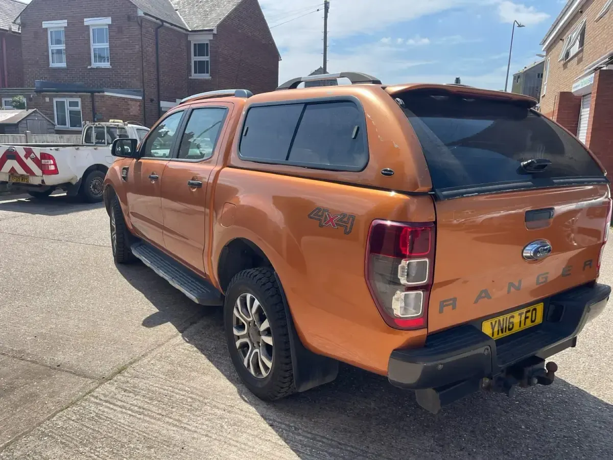 Begagnad Ford Ranger Wildtrack 200 HK (147 kW) 2016 Orange Pickup
