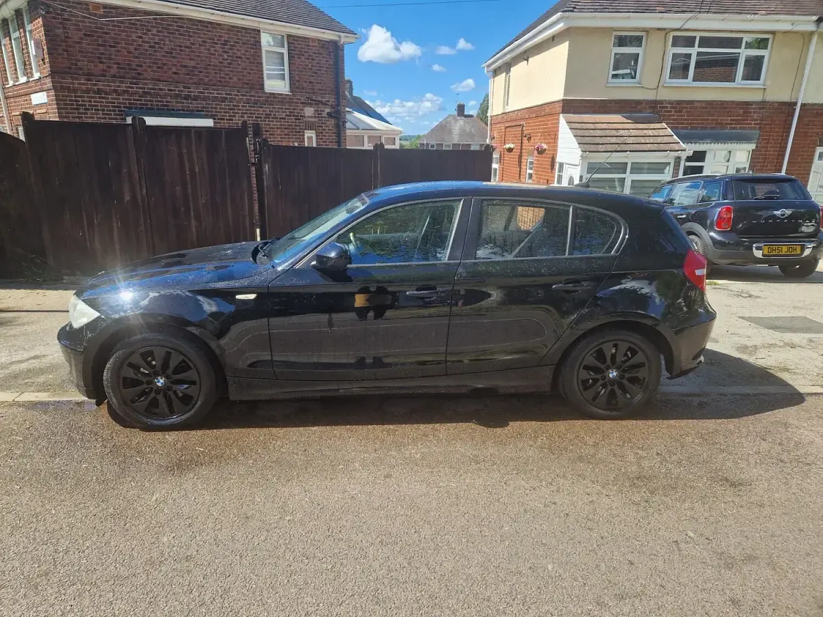 Used BMW 118 2011 Black Hatchback