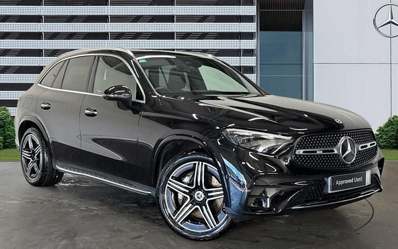 Used 2023 Mercedes E300 AMG Line Premium Estate | £46,124 (Fair price) - Image 1/4