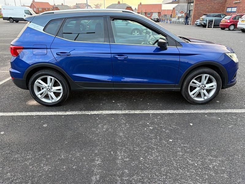 Used Seat Arona FR 115 HP (84 kW) 2018 Blue SUV
