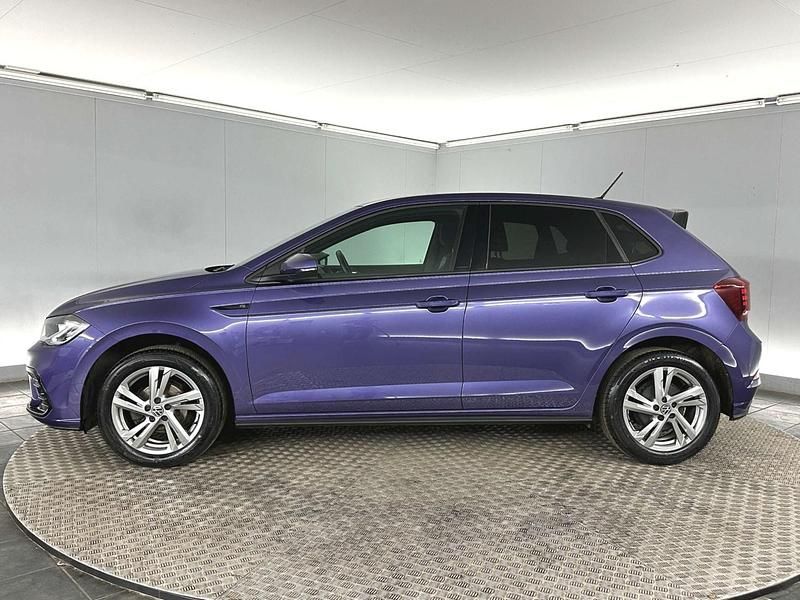 Used VW Polo R-line 95 HP (69 kW) 2023 Mauve/purple Hatchback