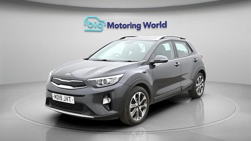 Used Kia Stonic 118 HP (86 kW) 2019 Grey SUV