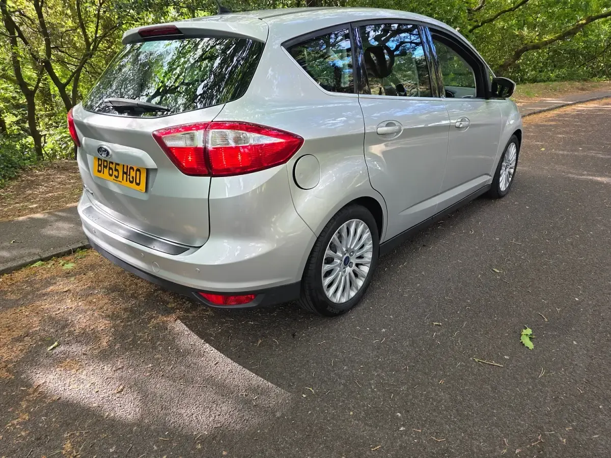 Used Ford C-MAX Titanium 2015 Silver MPV