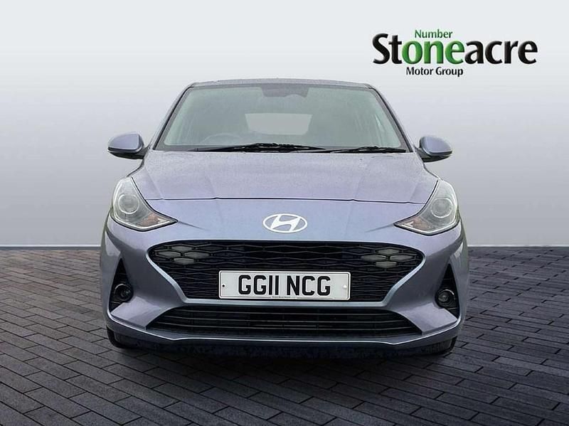 Used Hyundai i10 Premium 65 HP (47 kW) 2023 Blue Hatchback
