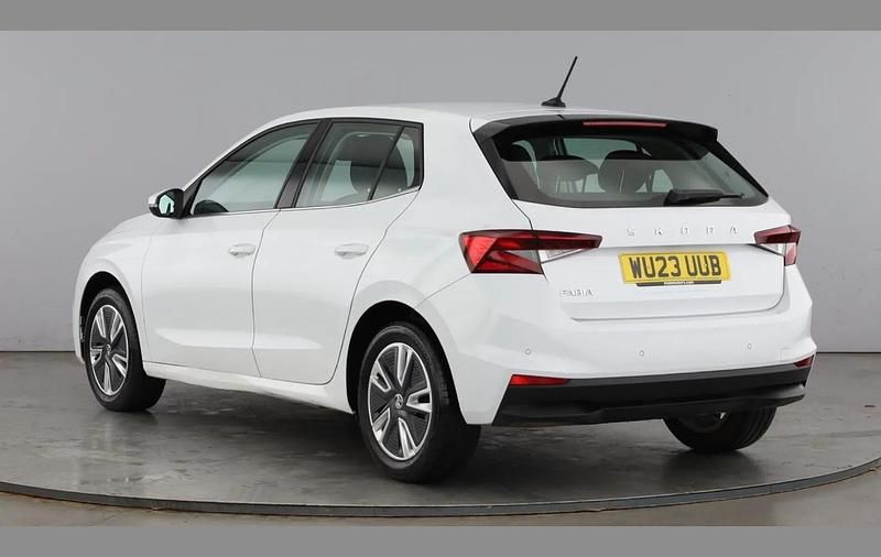 Used Skoda Fabia SE L 108 HP (79 kW) 2023 White Hatchback