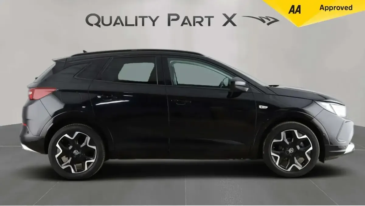 Used Vauxhall Grandland X Ultimate 130 HP (95 kW) 2023 Black SUV