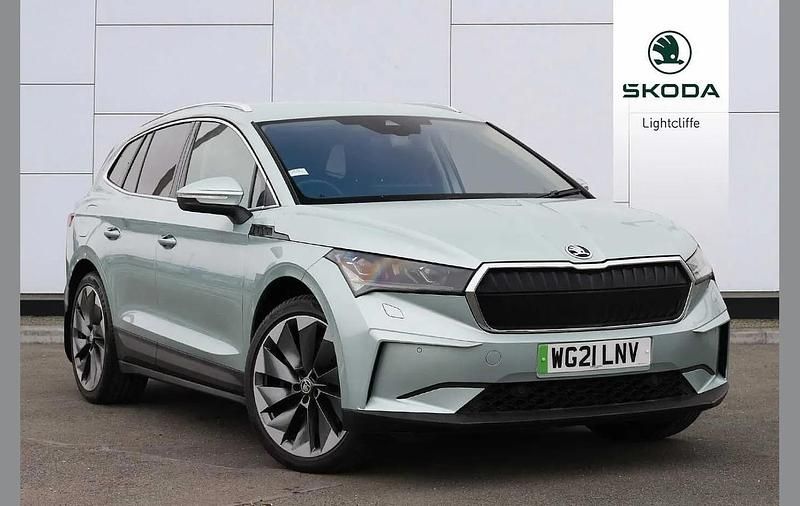 Used Skoda Enyaq iV Suite 150 kW (204 HP) 2021 Arctic silver metallic SUV