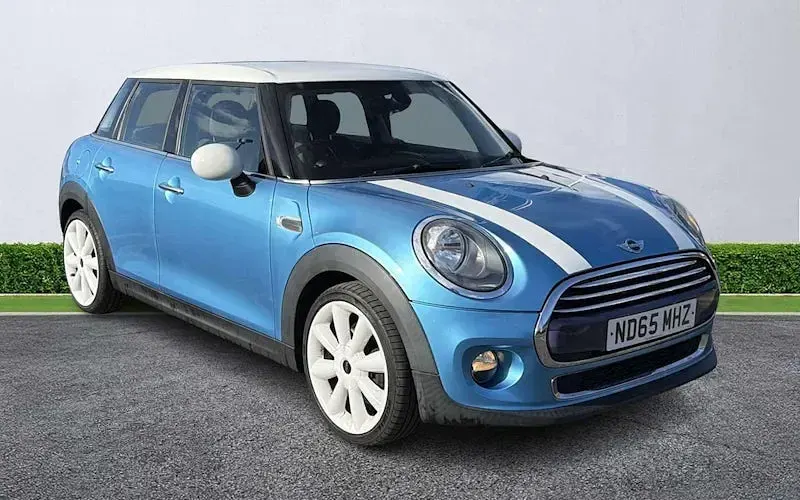 Used Mini Cooper Hatch 136 HP (100 kW) 2017 Hatchback