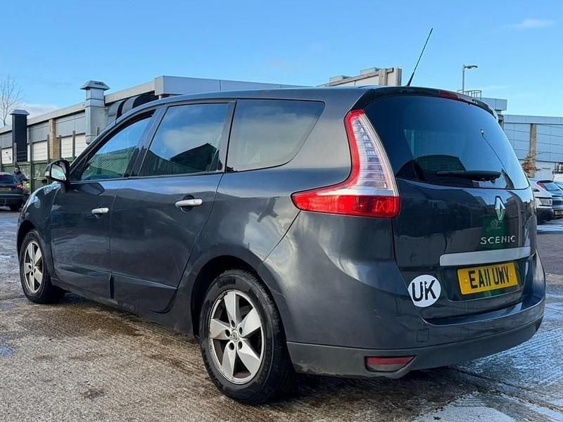 Begagnad Ford C-MAX Titanium 2011 Svart Minibuss