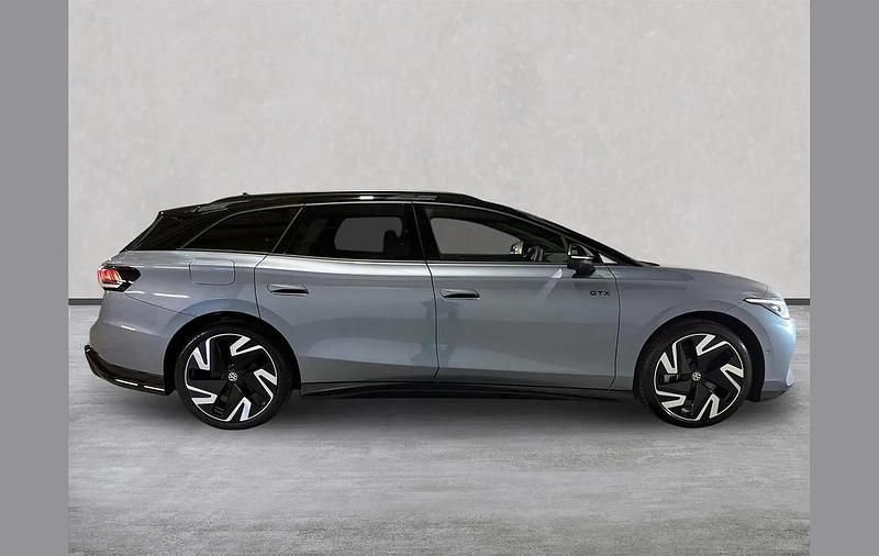 New VW ID.7 GTX 245 kW (334 HP) 2026 Blue Estate