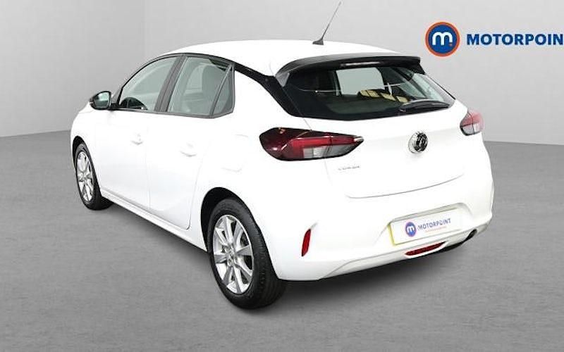 Second-hand Vauxhall Corsa Design Edition 75 CP (55 kW) 2023 Alb Hatchback