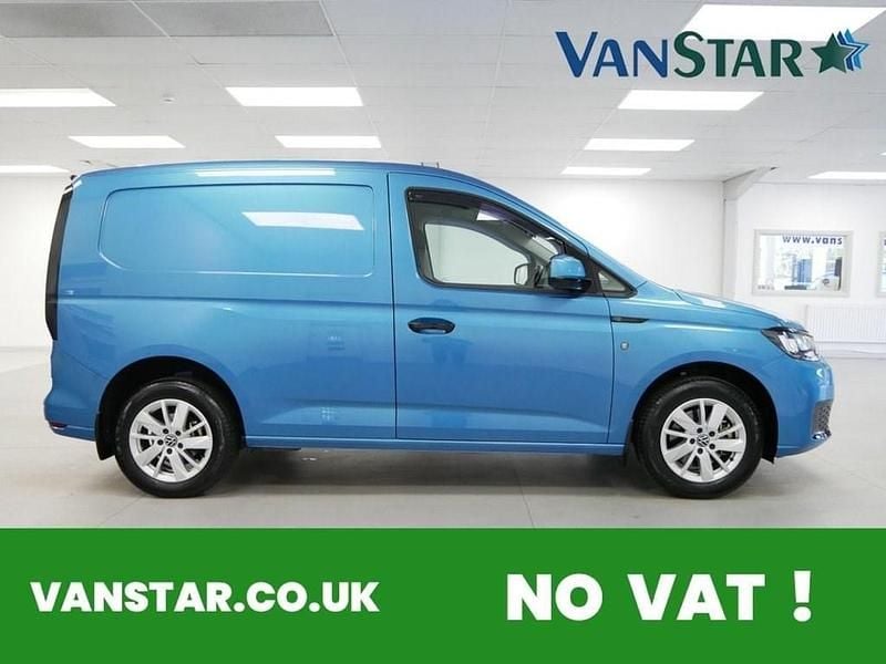 Used VW Caddy 122 HP (89 kW) 2023 Blue MPV