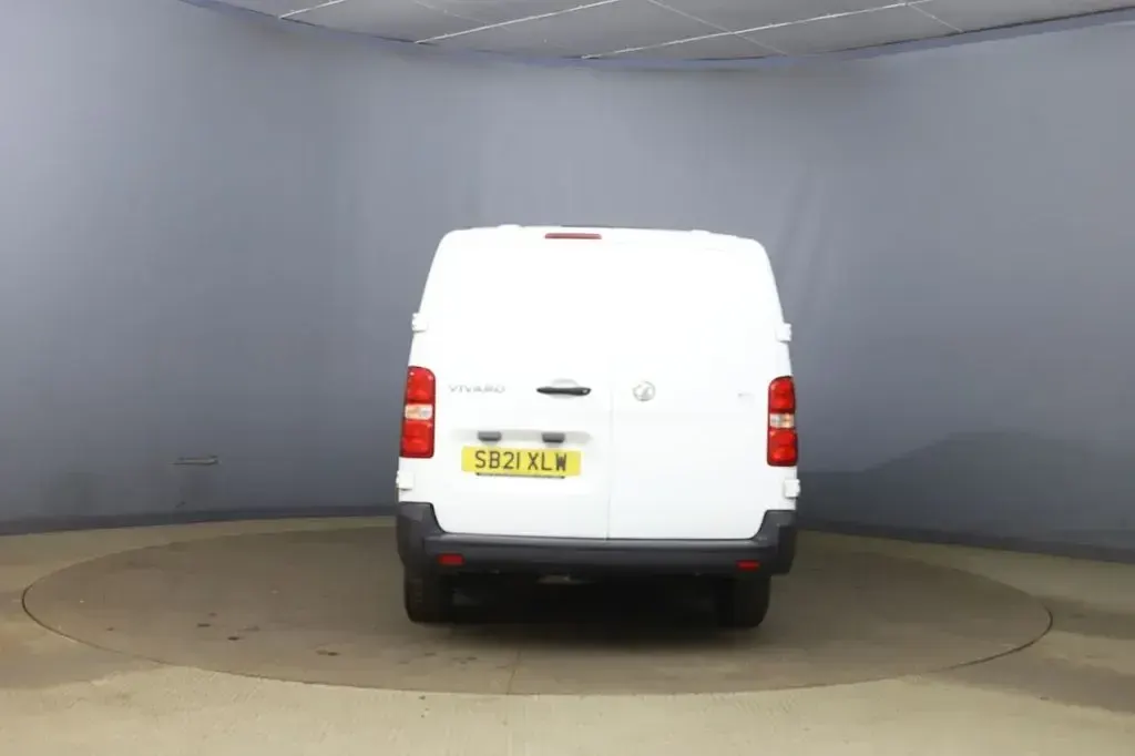 Used Vauxhall Vivaro Edition 2021 White MPV