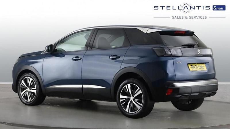 Second-hand Peugeot 3008 Allure 129 CP (94 kW) 2021 Albastru SUV