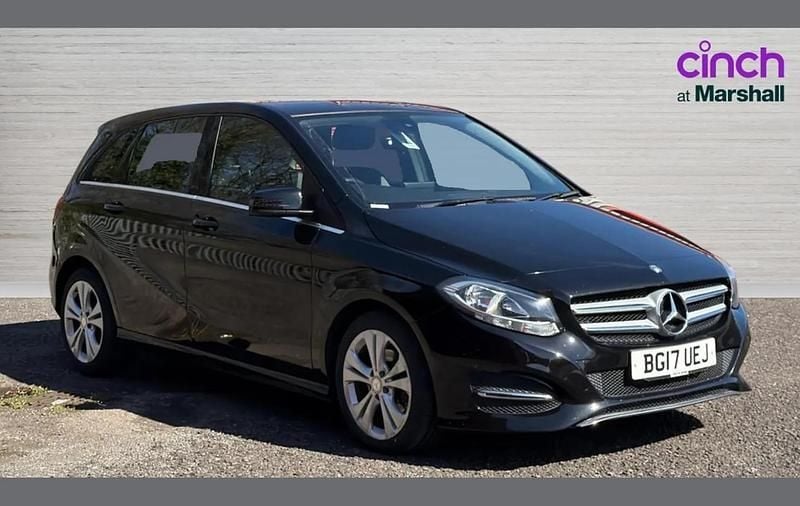 Used Mercedes B200 134 HP (98 kW) 2017 Black MPV