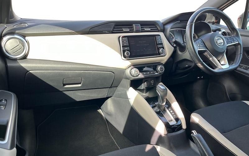 Used Nissan Micra Tekna 92 HP (67 kW) 2022 Red Hatchback