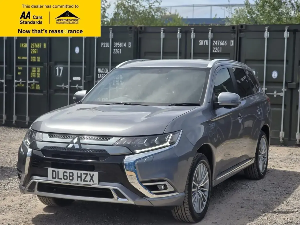 Used Mitsubishi Outlander P-HEV 2019 Grey SUV