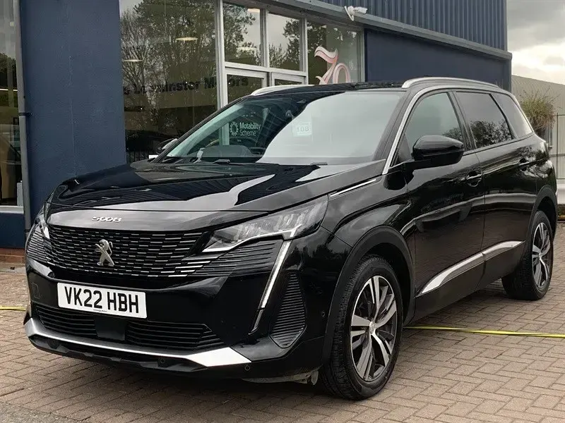 Second-hand Peugeot 5008 Allure 130 CP (95 kW) 2022 Negru SUV